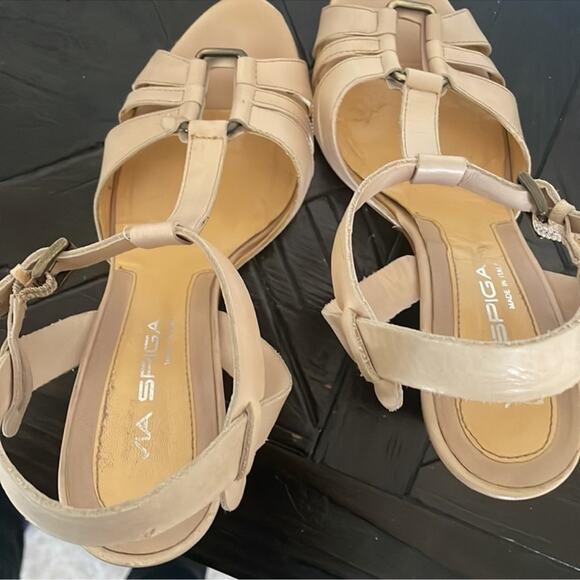 Vía Espiga Heels - Picture 13 of 14